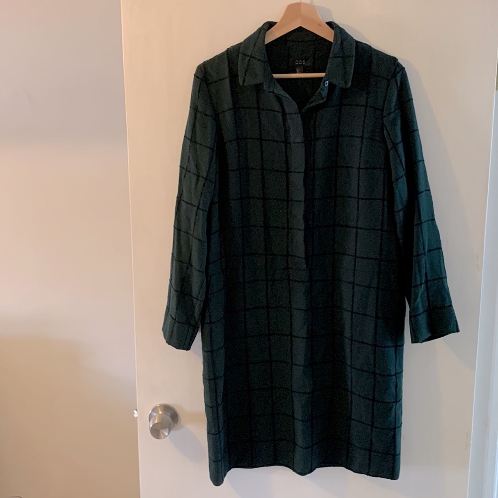 COS like new dark green and black button shift dress